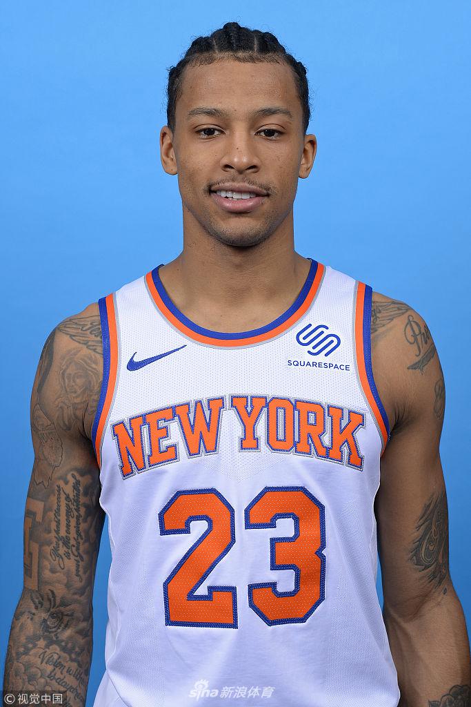 杰伦·约翰逊背靠背拿下三双，成为老鹰队史第二人